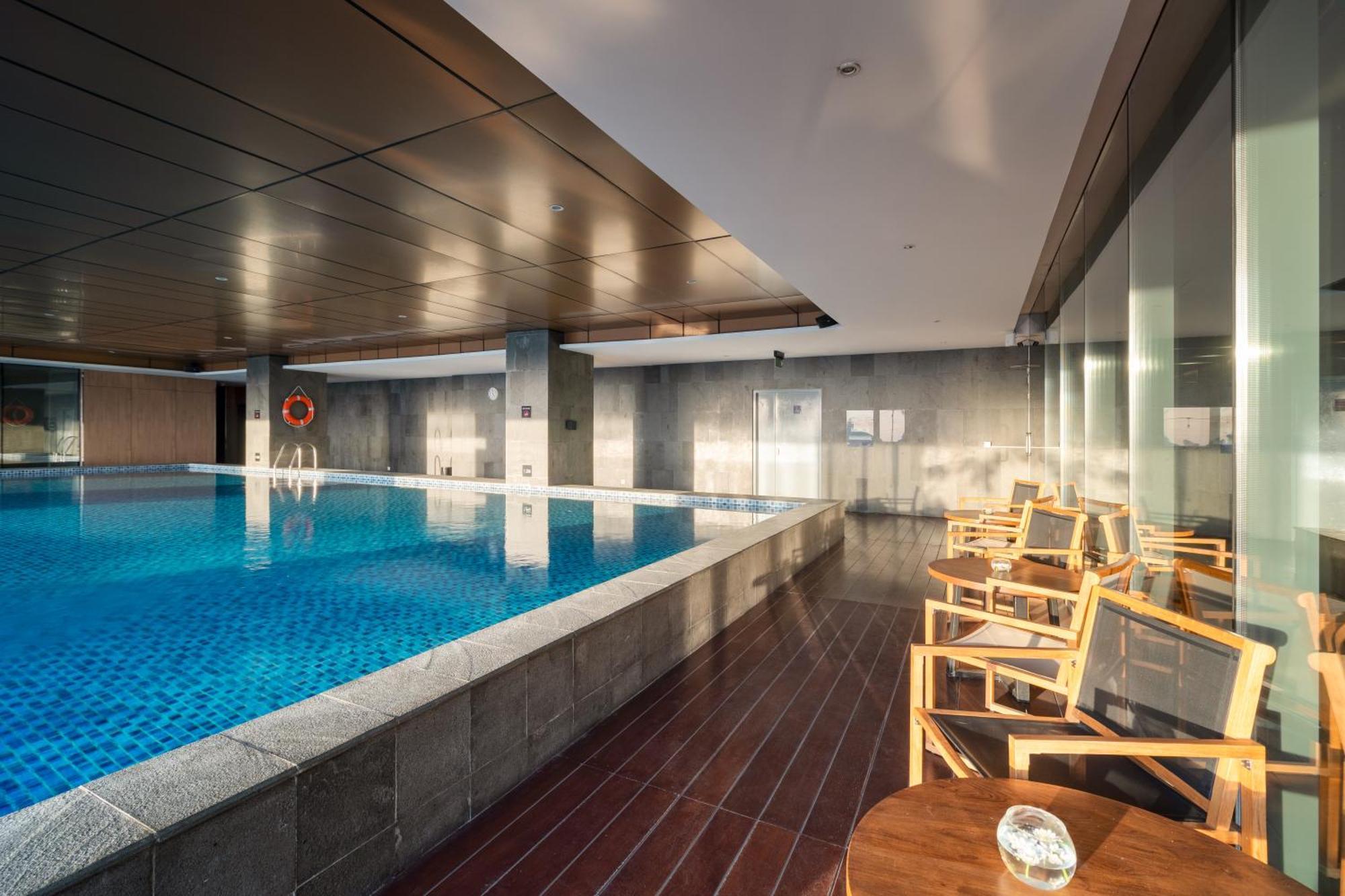 Oakwood Hotel & Residence Surabaya Ngoại thất bức ảnh