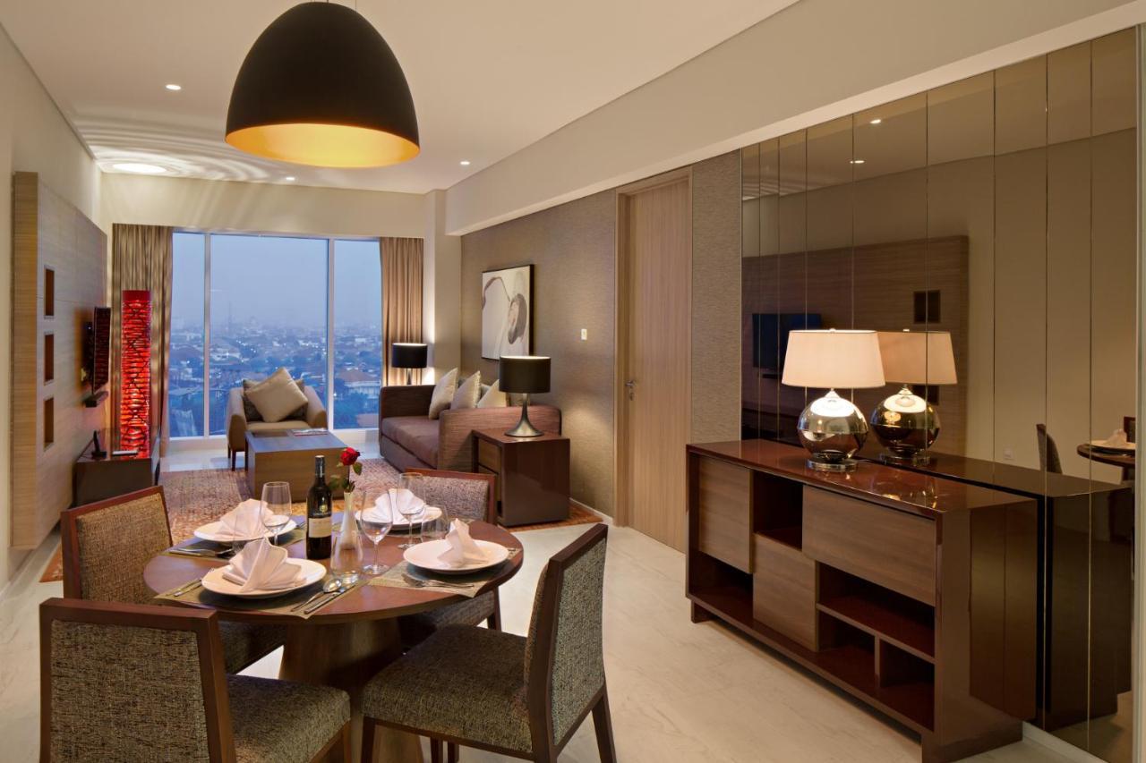 Oakwood Hotel & Residence Surabaya Ngoại thất bức ảnh