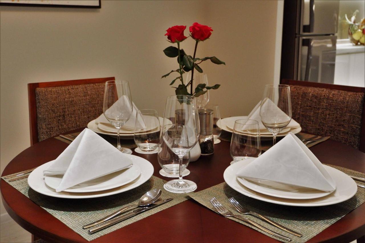 Oakwood Hotel & Residence Surabaya Ngoại thất bức ảnh